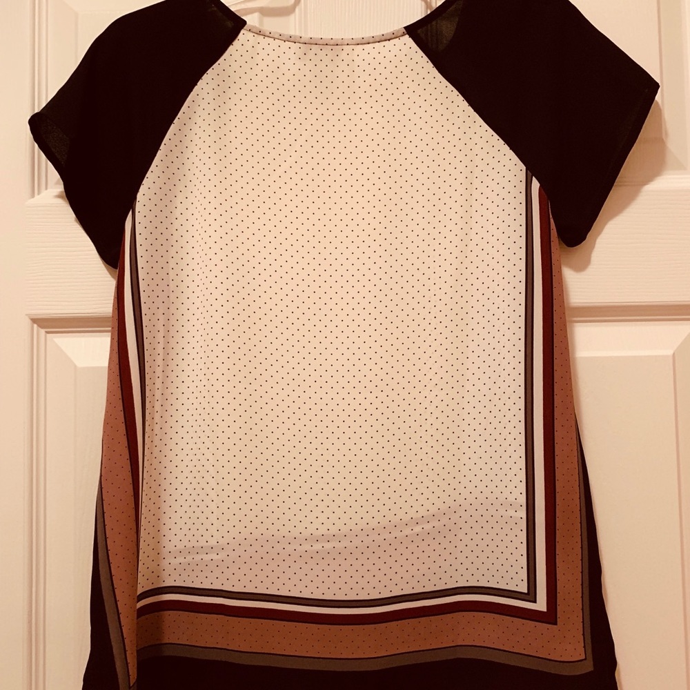 Cute Pattern Top - Picture 3 of 3